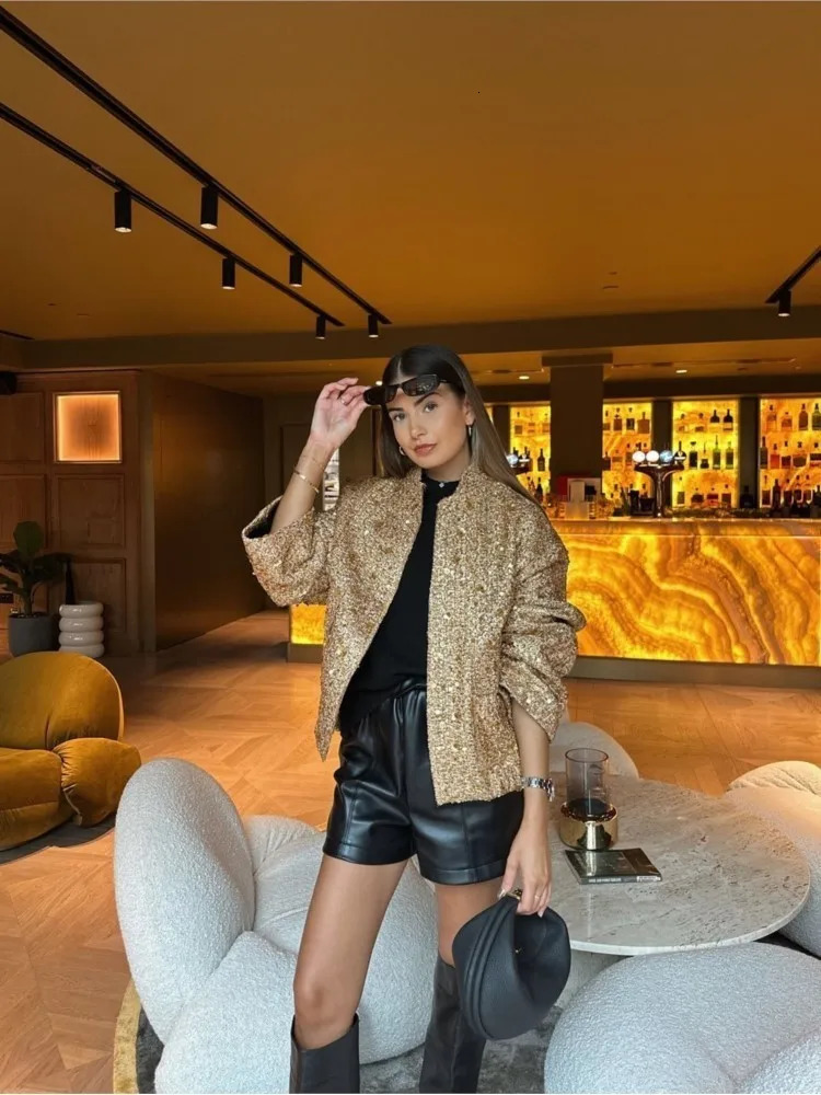 Women Fashion Sequins Shiny Short Jacket Elegant Long Sleeves Stand Collar Crop Coat Autumn Ladies High Street Partywear 240110