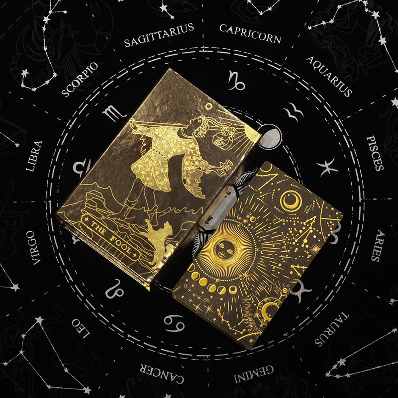 Wholesale PVC Waterproof Gold Foil Tarot & Guide Book Tabletop Oracle Cards Party Games With Guidebook AAA8