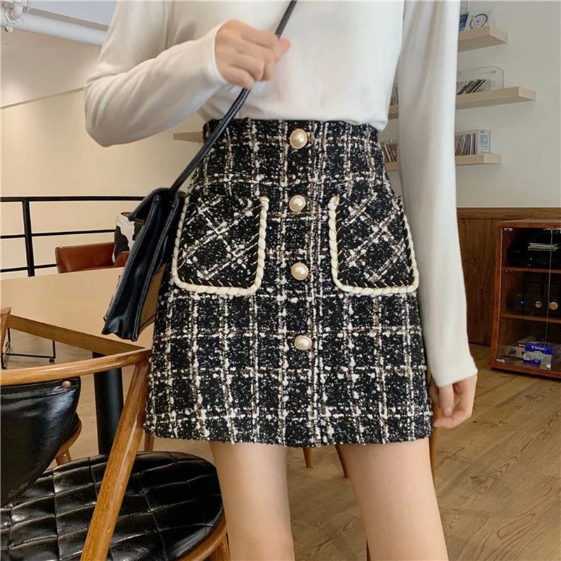 Rimocy Fall Winter Plaid Wool Skirt Women Pearl Button Woolen Tweed Mini Ladies Thicken High Waist Short Skirts Woman 240110