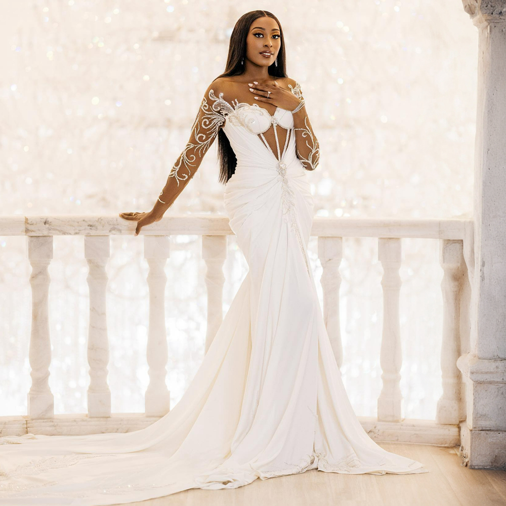 Bride Wedding Dress Ivory Chiffon Sheer Neck Long Sleeves Mermaid Bridal Gowns Illusion Rehies Appliqued Lace Dresses for Marriage D107 es