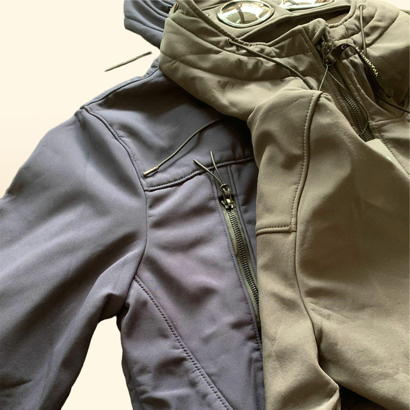 Fashion Sports Windbreaker Jackets Keep Warm Outdoor Shell Goggle Hood Jacket