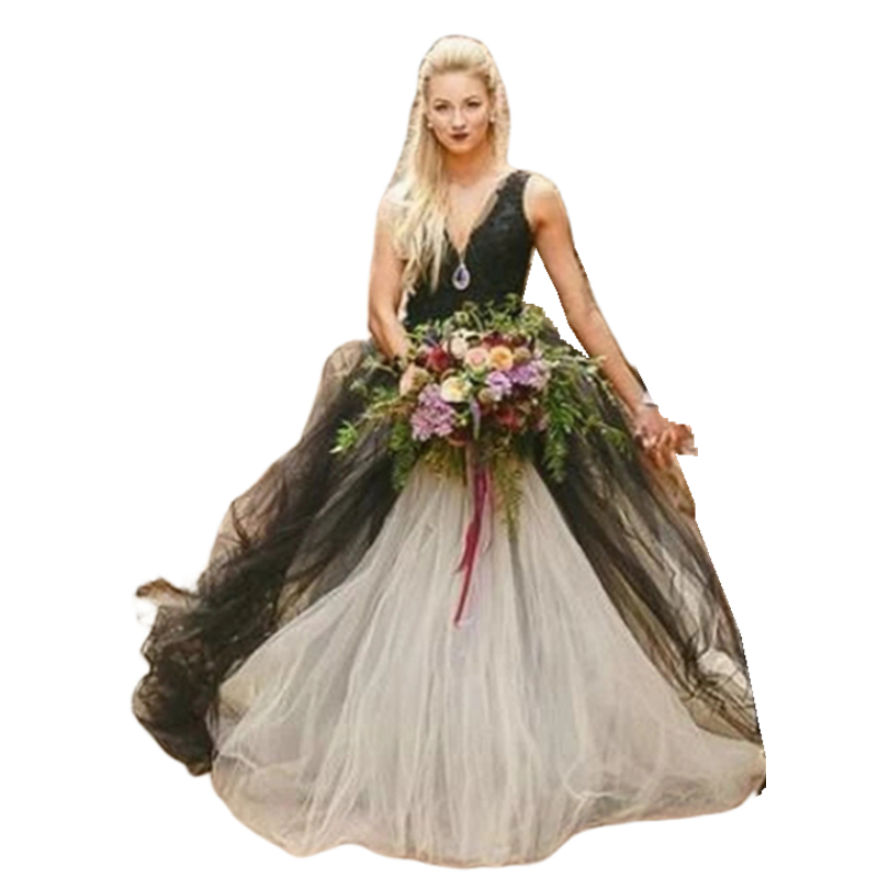 Vintage Black And White Tulle Wedding Dresses V-Neck Sexy Backless Long Ball Gown Court Train Gothic Bride Dress