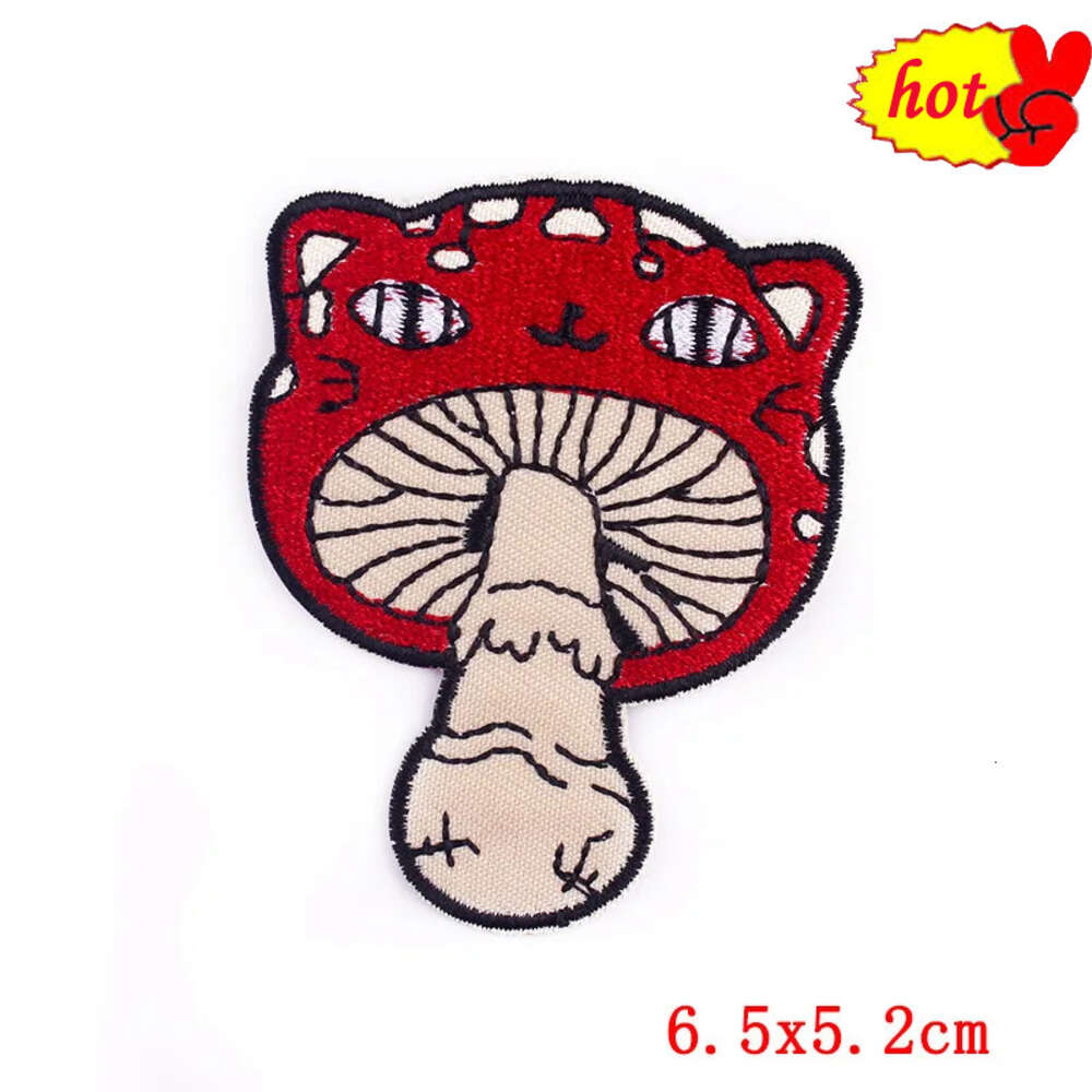 Iron on Patches for Clothes Anime Vetements Thermocollant Strijk Embroidery Applique Embroidered Jackets Ecusson Parches De Ropa
