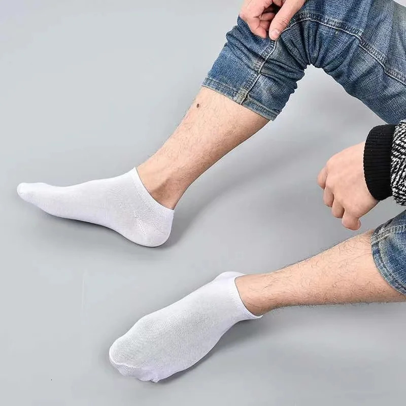 60PcsLot30Pairs Mens Socks Breathable Business Black Boat Casual Comfortable Solid Color Ankle WhiteSocks 240112