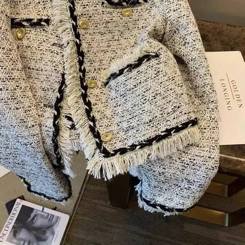 Elegant Korean Plaid Tweed Jacket Women Fall autumn winter Fashion Fringe Single Breasted oNeck Crop Coat All Match Lady E05 240112