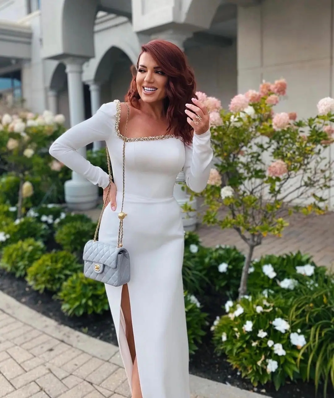 White Women's Evening Dress Mermaid Ivory Satin Long Sleeves Beadings Side Split Prom Formal Party Gowns Celebrity Style Robe De Soiree Vestidos 
