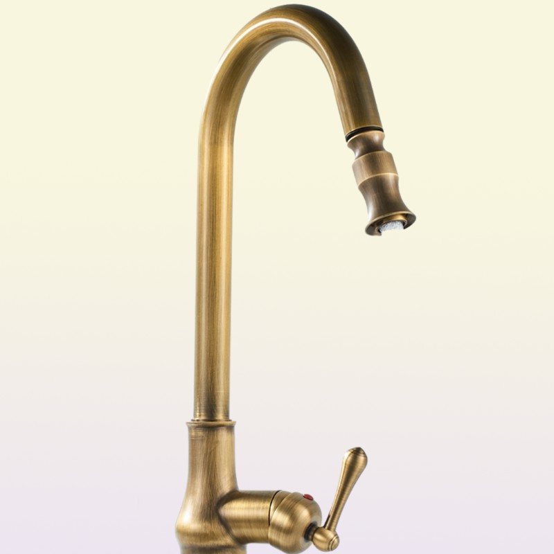 Europe Antique Brass Mixer Pull Out and Cold Water Tap Sink Swivel 360 Degree Mixer Pull Down Kitchen Faucets Single Hole T2001239640