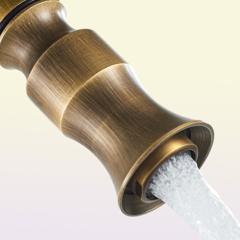 Europe Antique Brass Mixer Pull Out and Cold Water Tap Sink Swivel 360 Degree Mixer Pull Down Kitchen Faucets Single Hole T200