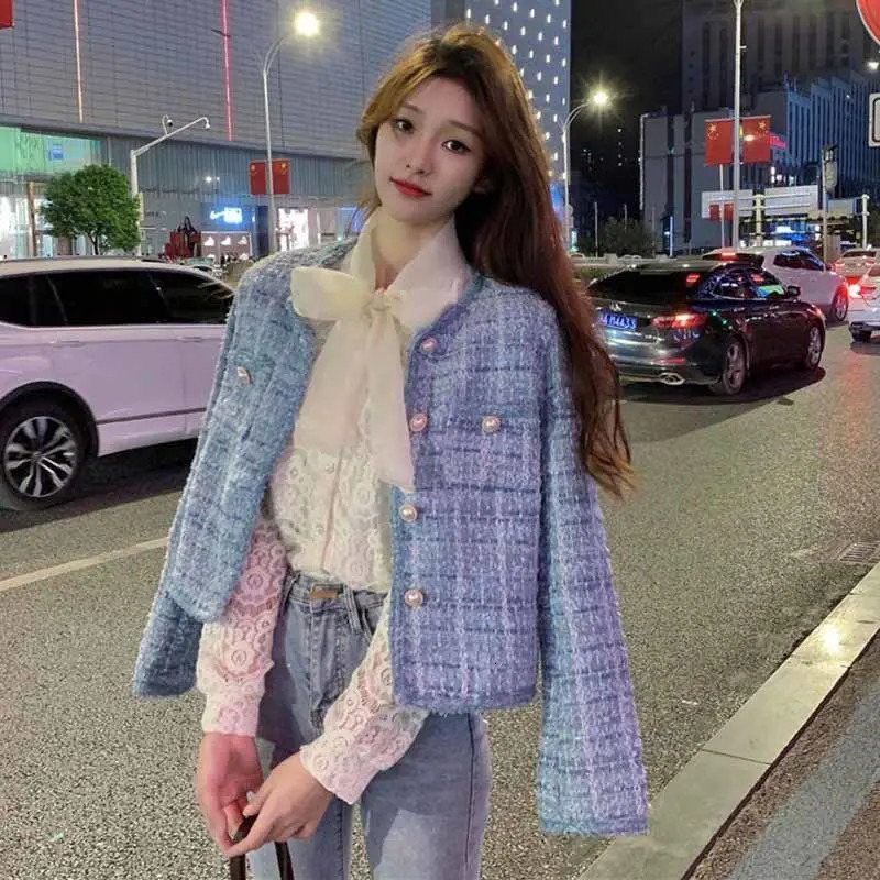 Pink Tweed Coat for Women Temperament Gentle Single Breasted Short Jackets Fashion Autumn Warm Outerwear 240112