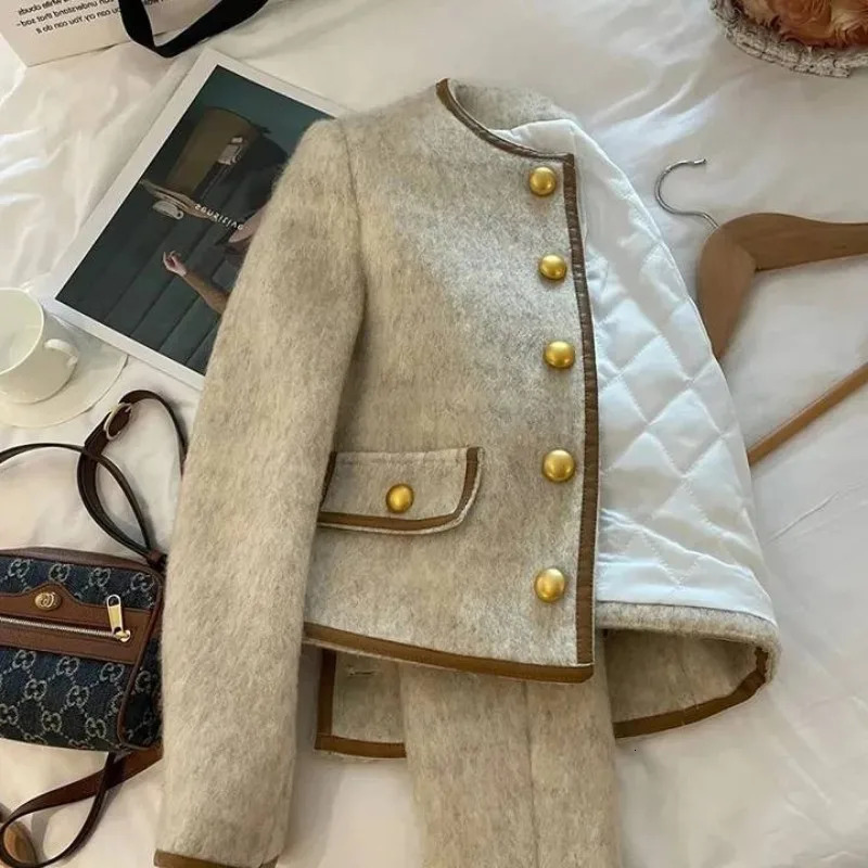 Deeptown Vintage Cropped Tweed Jacket Women Chic and Elegant Korean Fashion Short Jackets Old Money Style Outwear Harajuku Top 240112