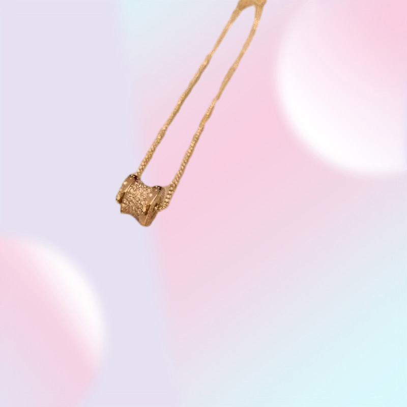 Chains Classic Original Bvl Necklace Female Pure Zircon Material Suitable For Companions To Send Holiday Gifts