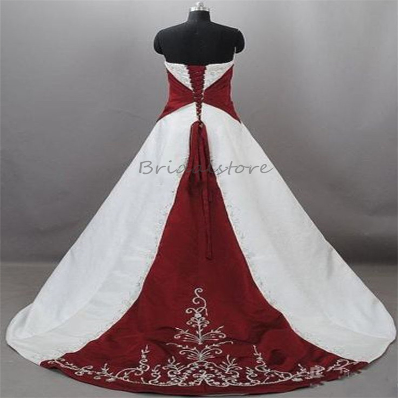 Retro Burgundy With White Wedding Dress Gothic Sexy Strapless Satin Embroidery Wedding Gowns Elegant Corset Lace Up Castle Fancy Bridal Dress Victoria