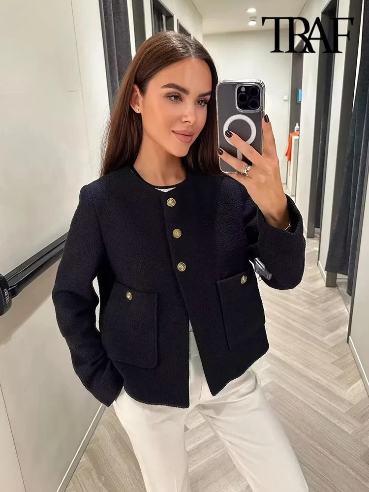 TRAF Women Fashion With Pockets Tweed Jack Coat Vintage Long Sleeve Front Button Female Outerwear Chic Tops 240112