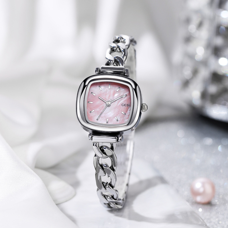 Womens high appearance level cheek Red oval light luxury fritillaria quartz waterproof watch