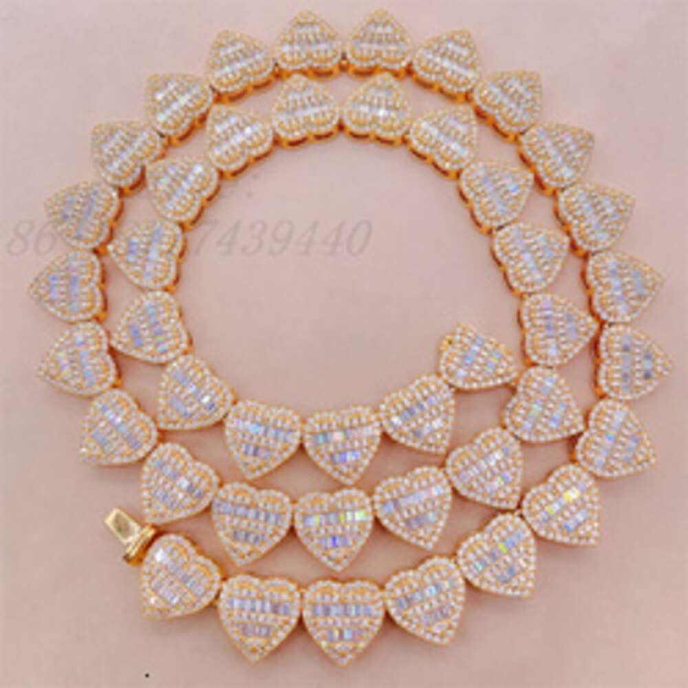 New Style Iced Out Heart Charms Choker Moissanite Diamond Heart Layer Cuban Link Diamond Luxury Chain Necklace Hip Hop Jewelry