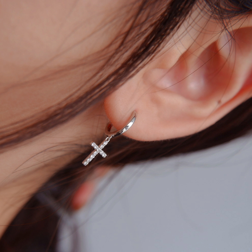 2024 Ins Top Sell Dangle Earrings Hip Hop Fashion Jewelry 925 Sterling Silver Gold Fill Pave 5A Cubic Zircon Party Handmade Women Wedding Cross Earrin
