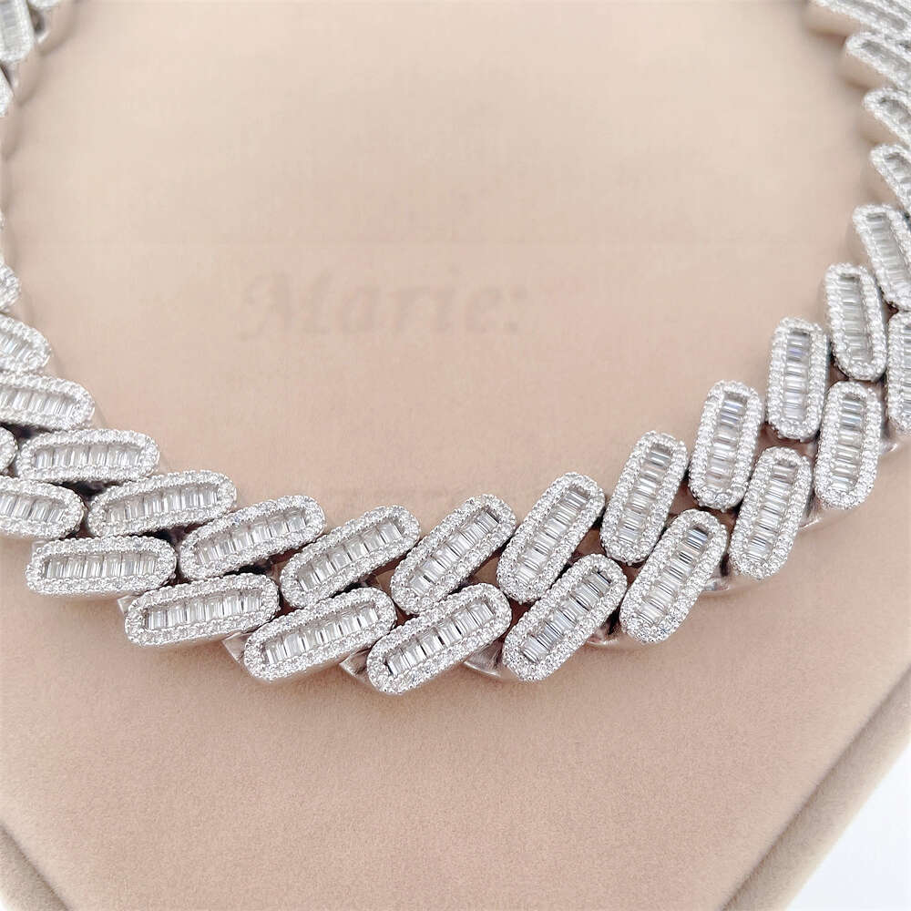 Bussdown 18mm Luxury Cuban Link for Men Moissanite 925 Silver Hip Hop Iced Out Cuban Link Chain