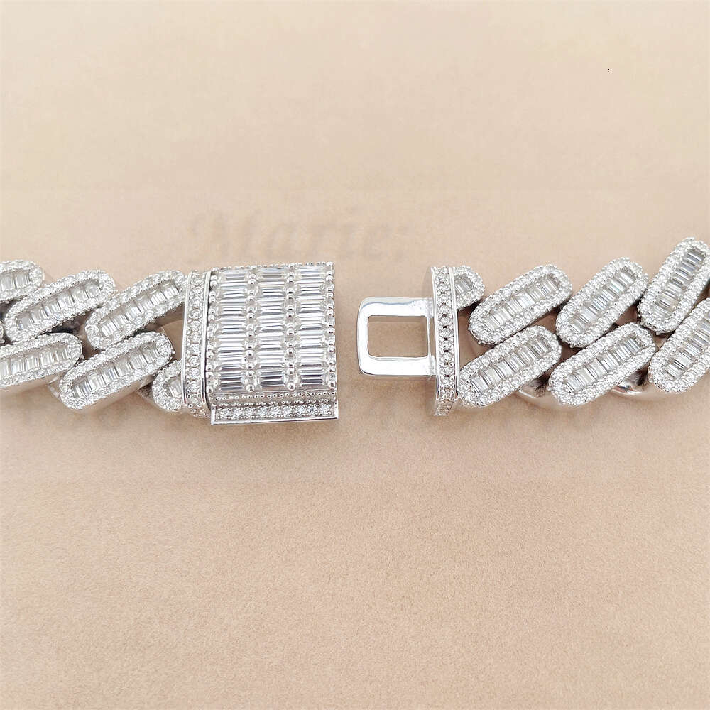 Bussdown 18mm Luxury Cuban Link for Men Moissanite 925 Silver Hip Hop Iced Out Cuban Link Chain