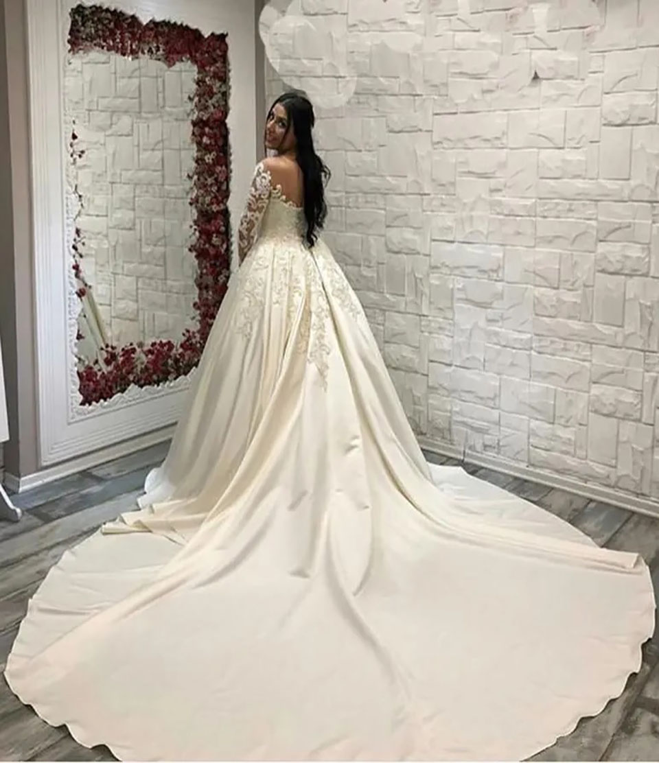 White Wedding Dresses Ivory Bridal Gowns A Line Floor-Length Applique Beaded Custom Zipper Lace Up Plus Size New O-Neck Long Sleeve Satin Illusion