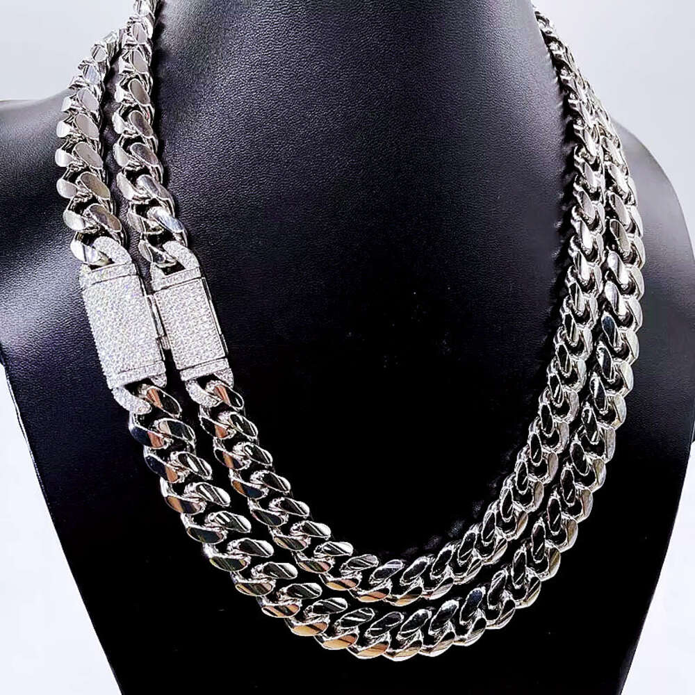 Buss Down No Fade Handcrafted Work Miami Cuban Thick 12mm Iced Out Moissanite Lock Solid Chain Link