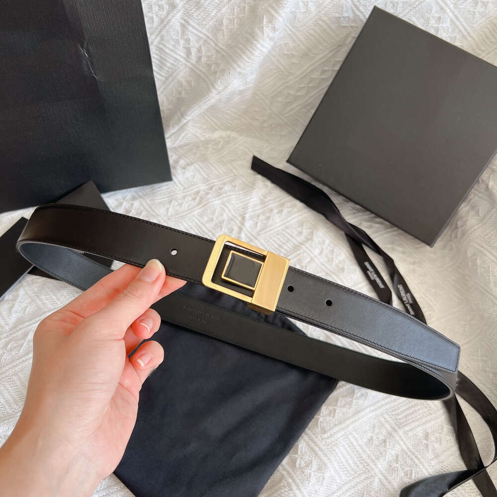 Classic Square Buckle Women Belt Top Designer Men Belt Width 3.0cm Fashion Casual All-match Calfskin Accessory Belt Beautiful Gift