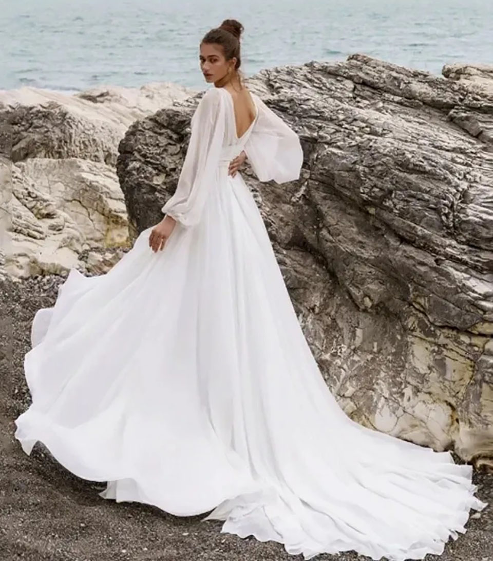Romantic Ivory V Neck Long Sleeve Chiffon Wedding Dress Elegant A e Bridal Gown with Custom Fit and Stunning Split Detail