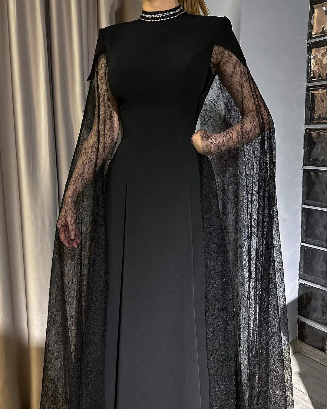 Vintage Black Neck High Evening Dresses With Lace Cape Sleeves Or Length A E Elegant Arabic Dubai Prom Dress Formal Ocn Gown For Women 2024 Rabic Rabi