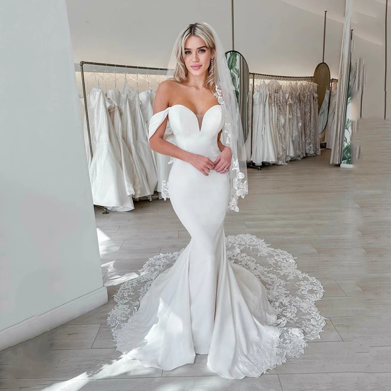 Sexy White Satin Mermaid Wedding Dresses With Lace Appliques Long Train Bohemian Beach Bridal Gowns Sweetheart Neckline Off The Shoulder Sleeveless Su