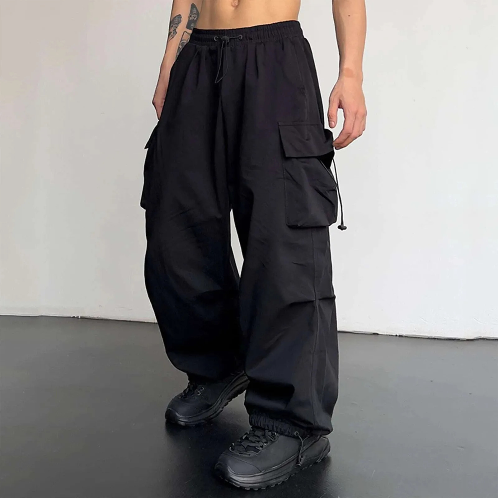 Harajuku Oversized Cargo Parachute Pants Men Streetwear Vintage Y2k Hip Hop Wide Leg Joggers Baggy Casual Sweatpants Techwear 240112