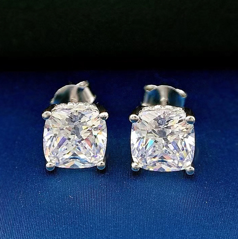 Choucong 2024 Stud Earrings Solitaire Luxury Jewelry Real 100% 925 Sterling Silver Cushion Shape Natural Moissanite Gemstones Party Women Bridal Earri