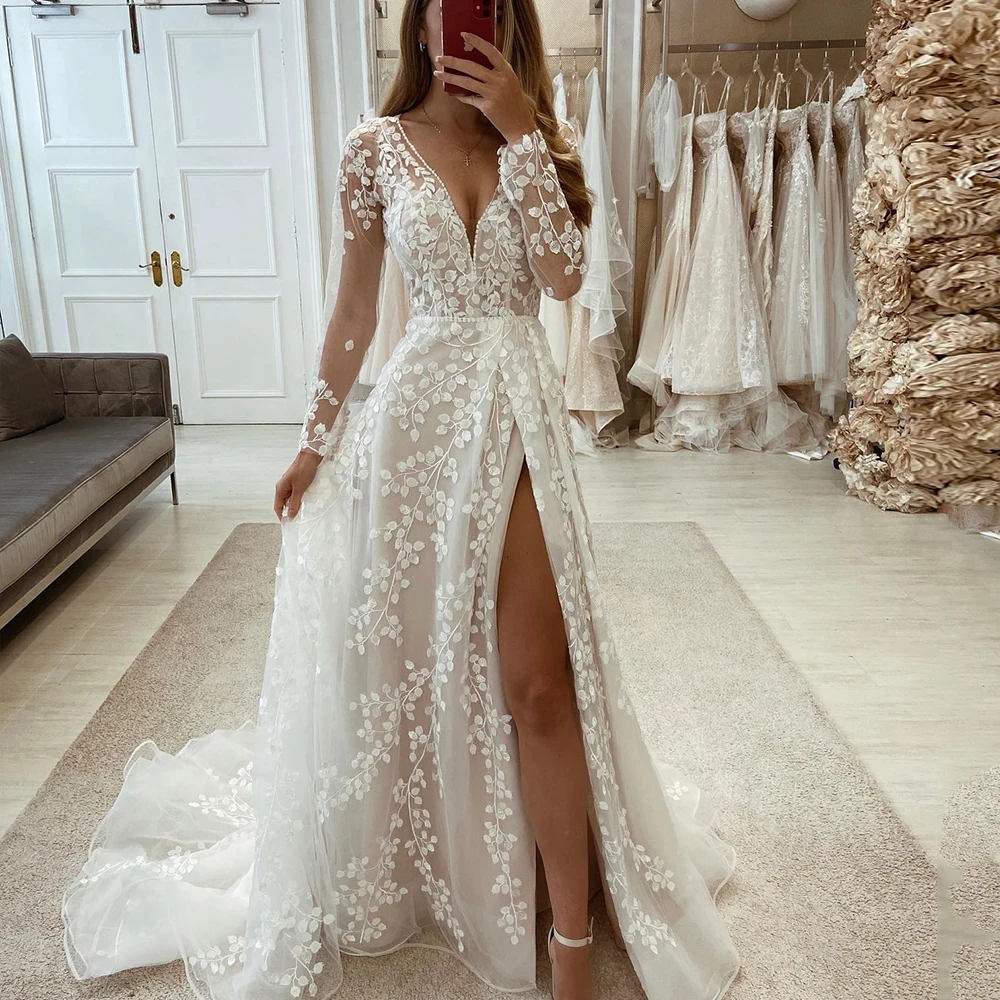 Sexy Country Lace A Line Wedding Dresses Side Split V-Neck Illusion Long Sleeves Beach Bride Gowns Court Train Bohemian Vestidos De Novia 2024