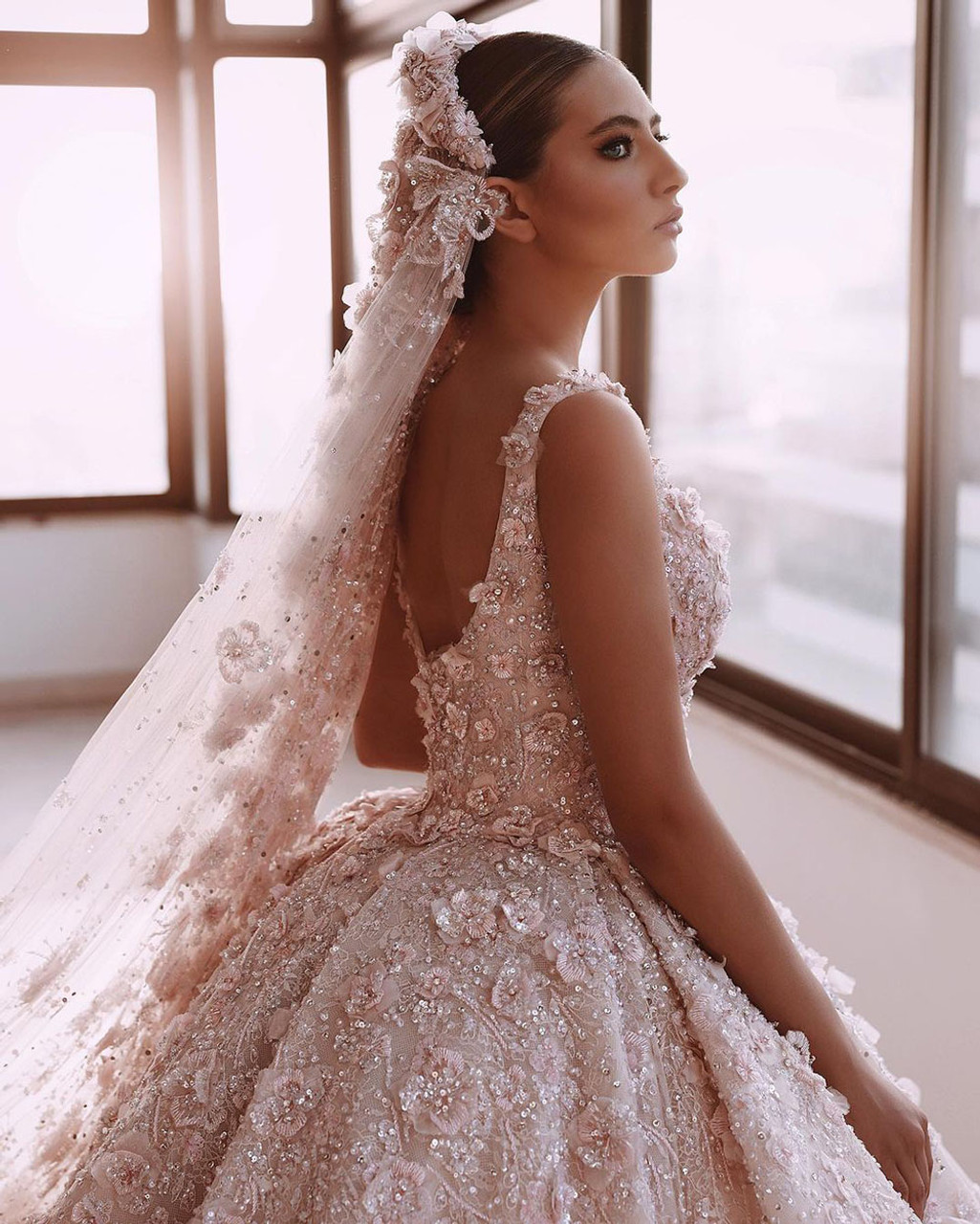Alonlivn Elegant 3D Flowers Ball Gown Wedding Dress Sleeveless Square Collar Shiny Lace Bridal Gowns