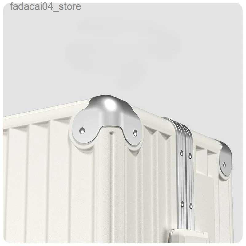 Suitcases Fashion Suitcase Luggage Multifunctional Travel Case 20 22 26 Inch New Password Trolley Box 24 Large Capacity Unisex Suitcases Q240115