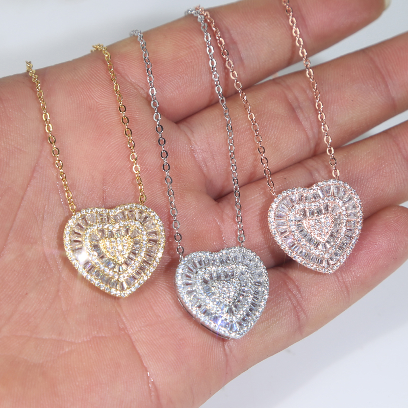 Classic Elegant Iced Out Heart Love Pendant Necklace Glossy Charms Iced Out Prong Setting CZ Cubic Zirconia Hip Hop Women Gift Jewelry