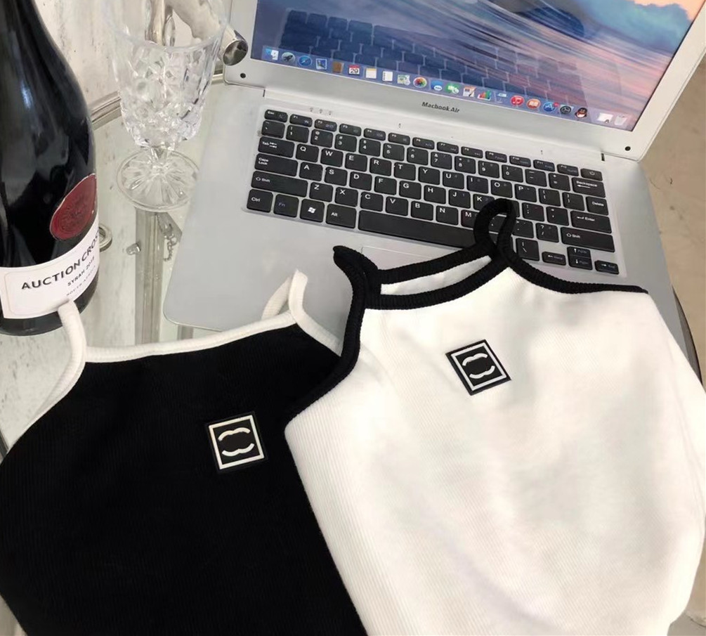 Summer Designer Pet Dog Strap Tank Top Black and White Classic Logo sling Teddy Bears Pomeranian Cat Small Dog Schnauzer Small Strap Pet clothing