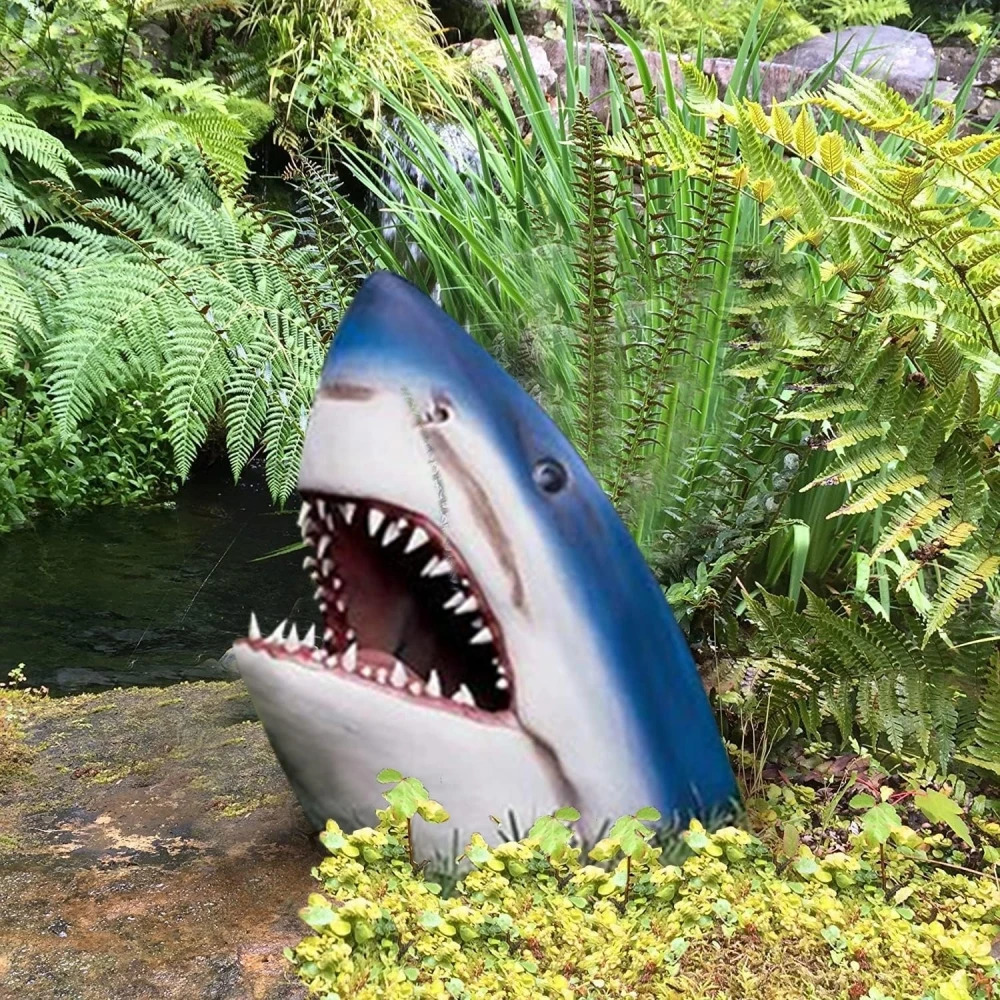 Creative White Shark Garden Art Statue Resin Lifelike White Shark Head Sculpture Wall Hanging Home Yard Garden Decor 240113