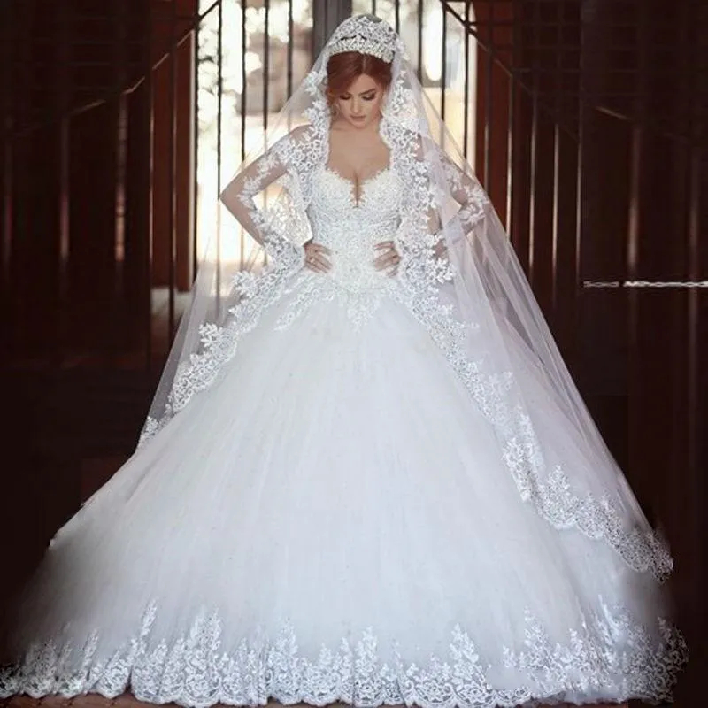 Dubai Princess Wedding Dress Lace Appliques Long Sleeves Chapel Train Ivory White Tulle Bridal Gowns Illusion Back Gorgeous Bride Dresses 2024