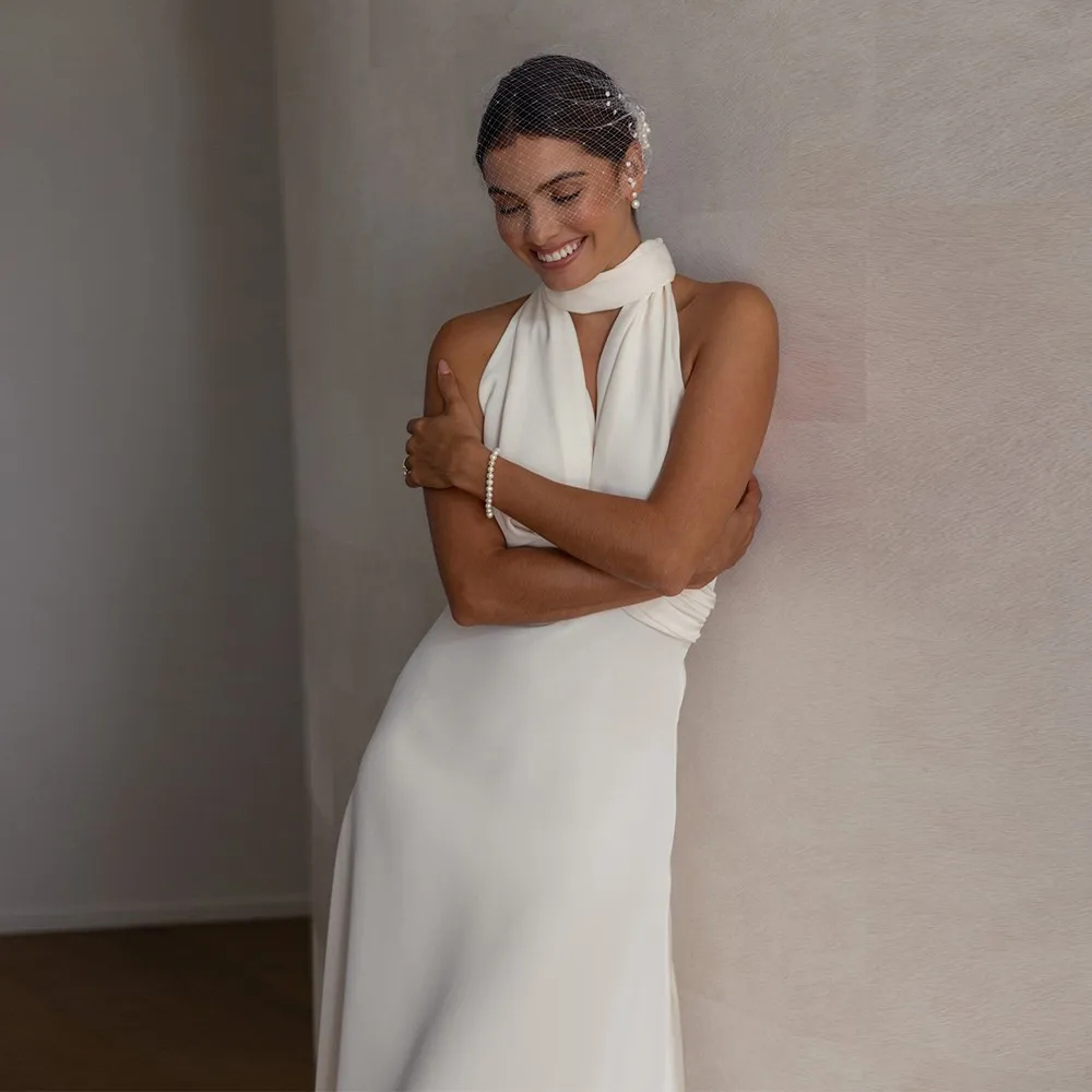 Sexy Deep V Neck Wedding Dress Soft Satin Backless Sleeveless Bridal Dresses Backless Sweep Train robe de mariee