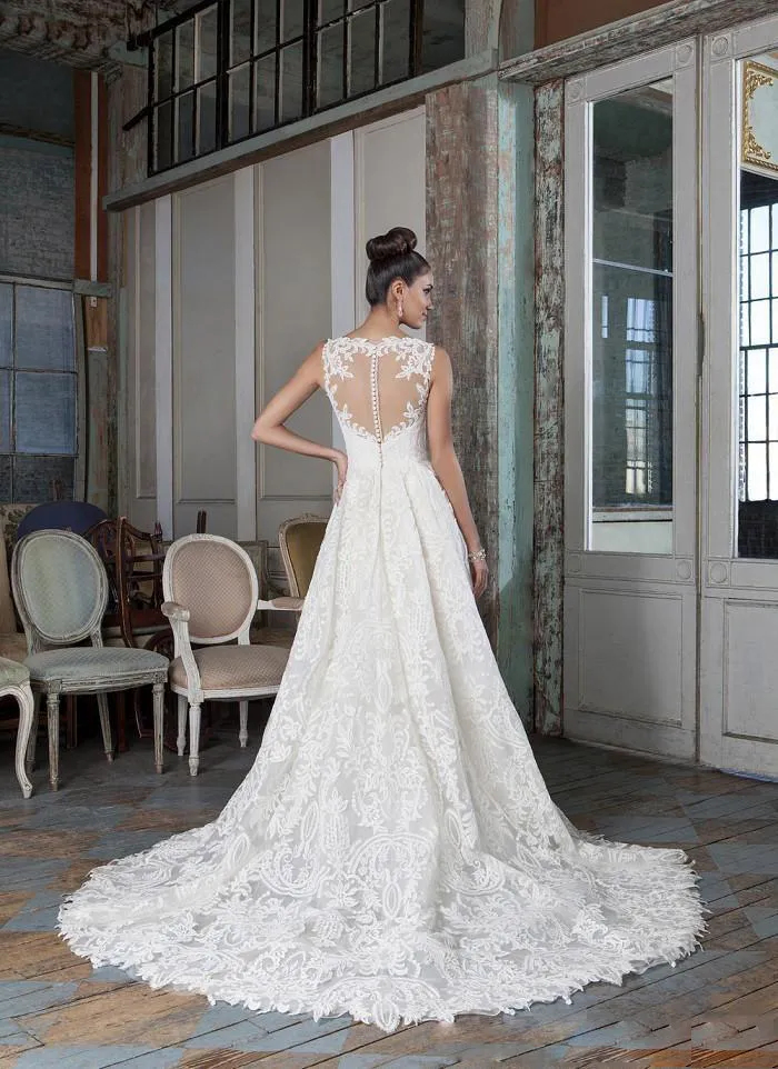 High Low Lace A Line Wedding Dresses Illusion Back Sleeveless Short Front Long Back Country Bridal Gowns Vintage Ivory Bride Dress 2024