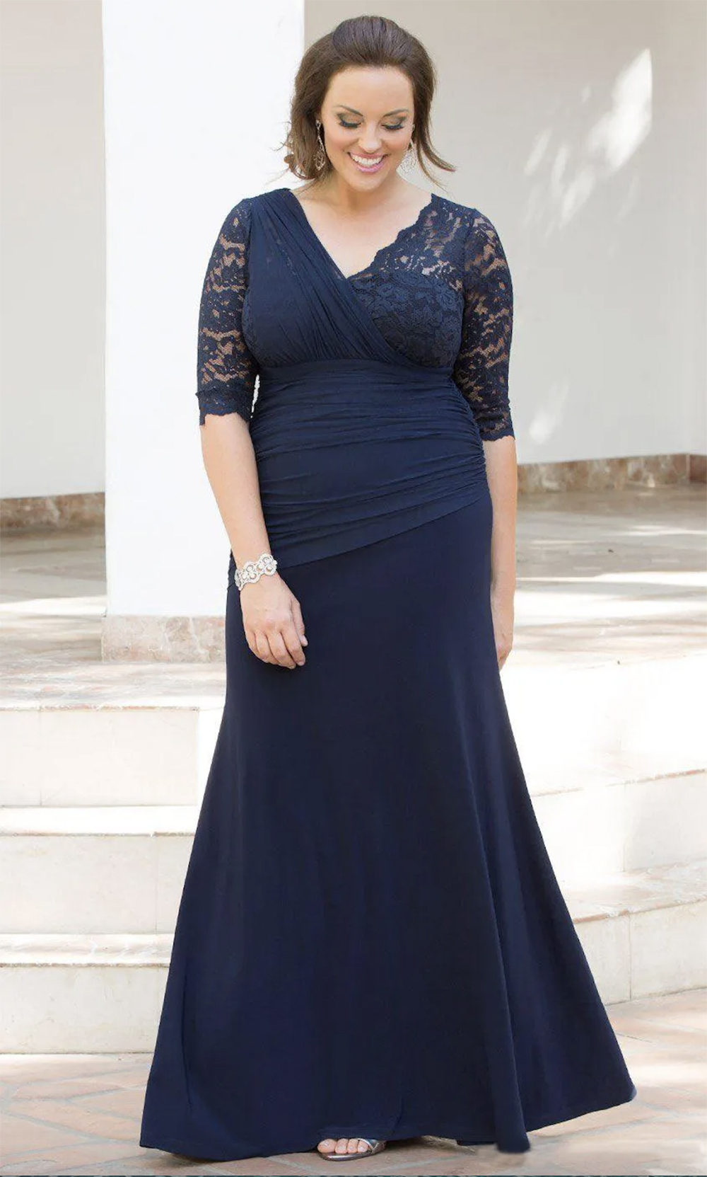 2024 Elegant Navy Blue Plus Size Lace Evening Dresses With Half Sleeves V-Neck Evening Gowns Mermaid Floor Length Chiffon Formal Dress