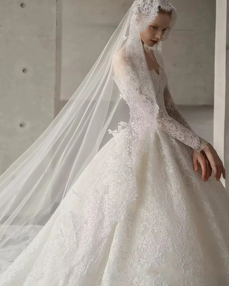 2024 Classic Wedding Dress Sweetheart Off the Shoulder Long Sleeves Lace Women Bride Gowns Robe De Mariage Vestidos De Novias Custom Made