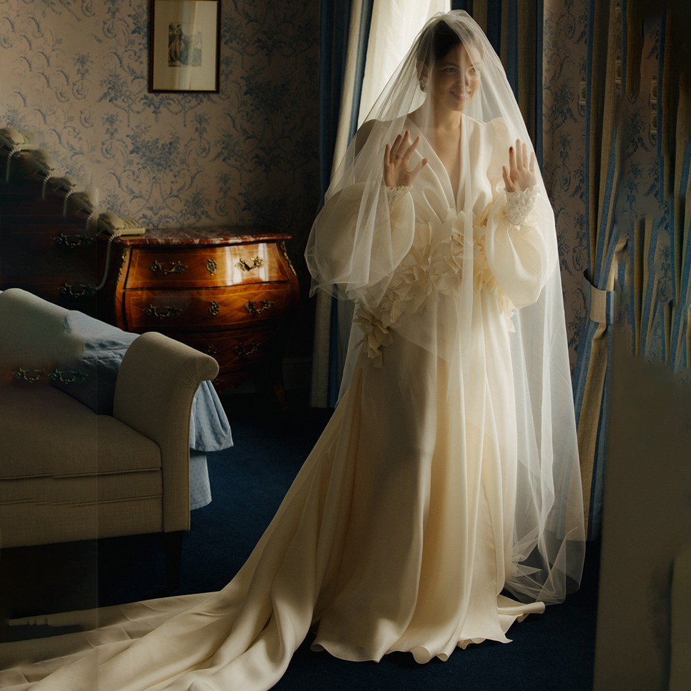 Vintage Long Puffy Sleeves Wedding Dresses Bridal Gown High Split Ruched With 3D Flower Country Wedding Gowns