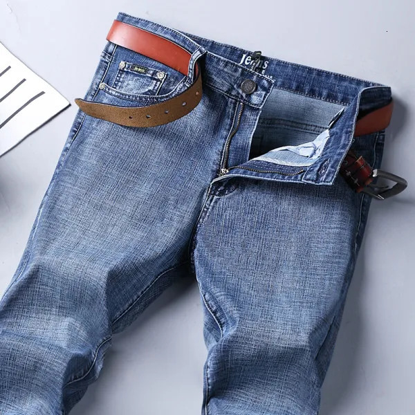 Jeans Men Classical Jean High Quality Straight Leg Male Casual Pants Plus Size 30-40 Cotton Denim Trousers Ropa Hombre 240115