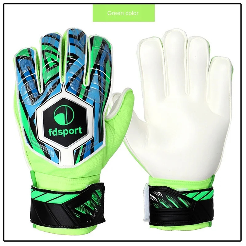 Kids Soccer Goalkeeper Gloves Latex Soccer Goalie Training Gloves Football Protective Keepers Gloves For Students 240116