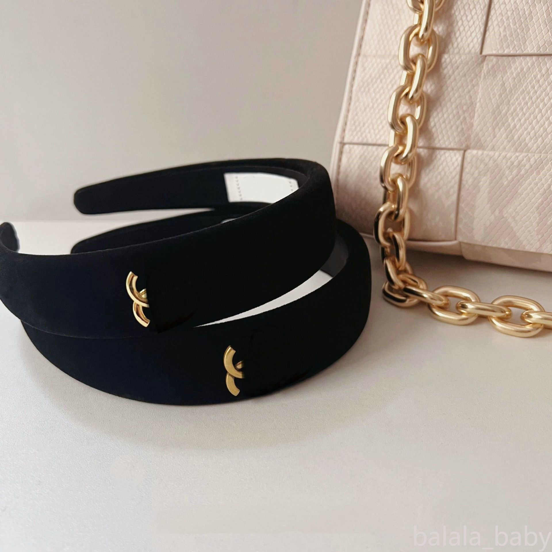 Brand Letter Designer Headband for Women Vintage Velvet Black Hair Hoop Hairband Sponge Headbands Fashion Hair Accessories