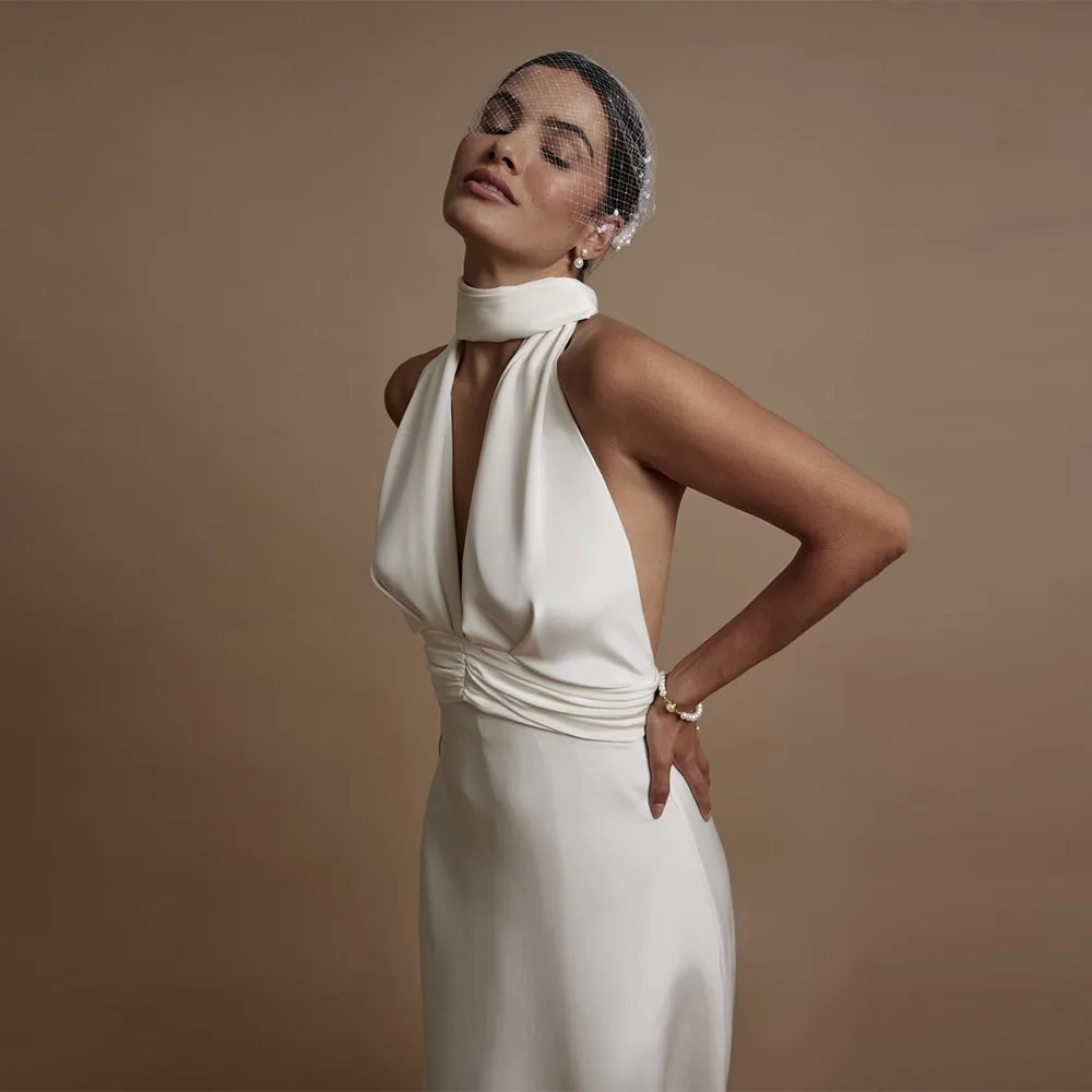 Sexy Deep V Neck Wedding Dress Soft Satin Backless Sleeveless Bridal Dresses Backless Sweep Train robe de mariee