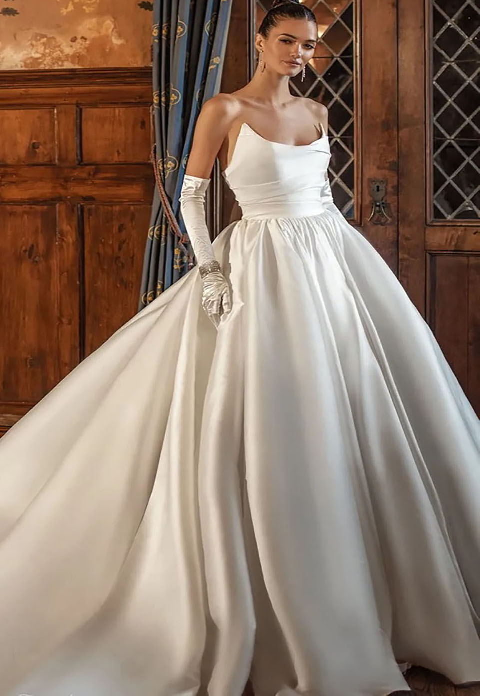 Ivory Wedding Dresses White Bridal Gowns A Line Formal Sleeveless Custom Zipper Lace Up Plus Size New Scoop Satin Pleat