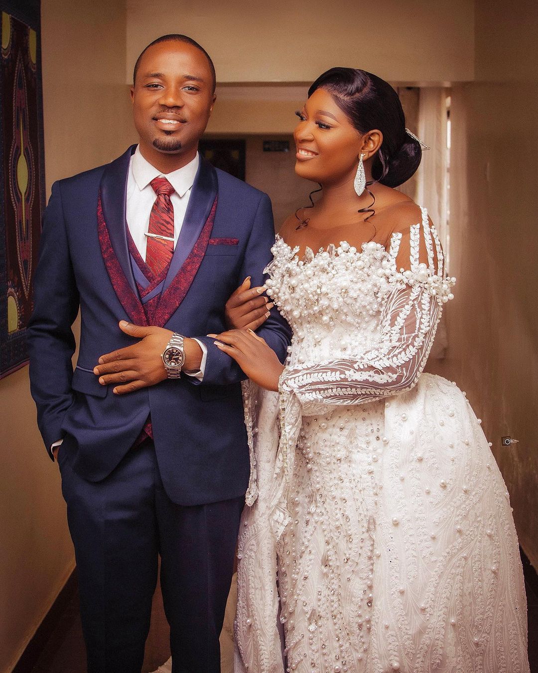 Elegant Pearls Arabic Mermaid Wedding Dresses Detachable Train Beading Bridal Dresses Long Sleeve Plus Size Wedding Gowns