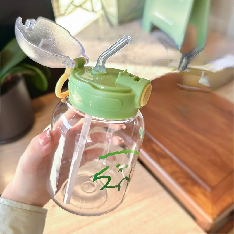 600ML Kids Sippy Cup Water Bottles Creative Cartoon Feeding With Straws And Lids Spill Proof Portable Toddlers Drinkware 240117