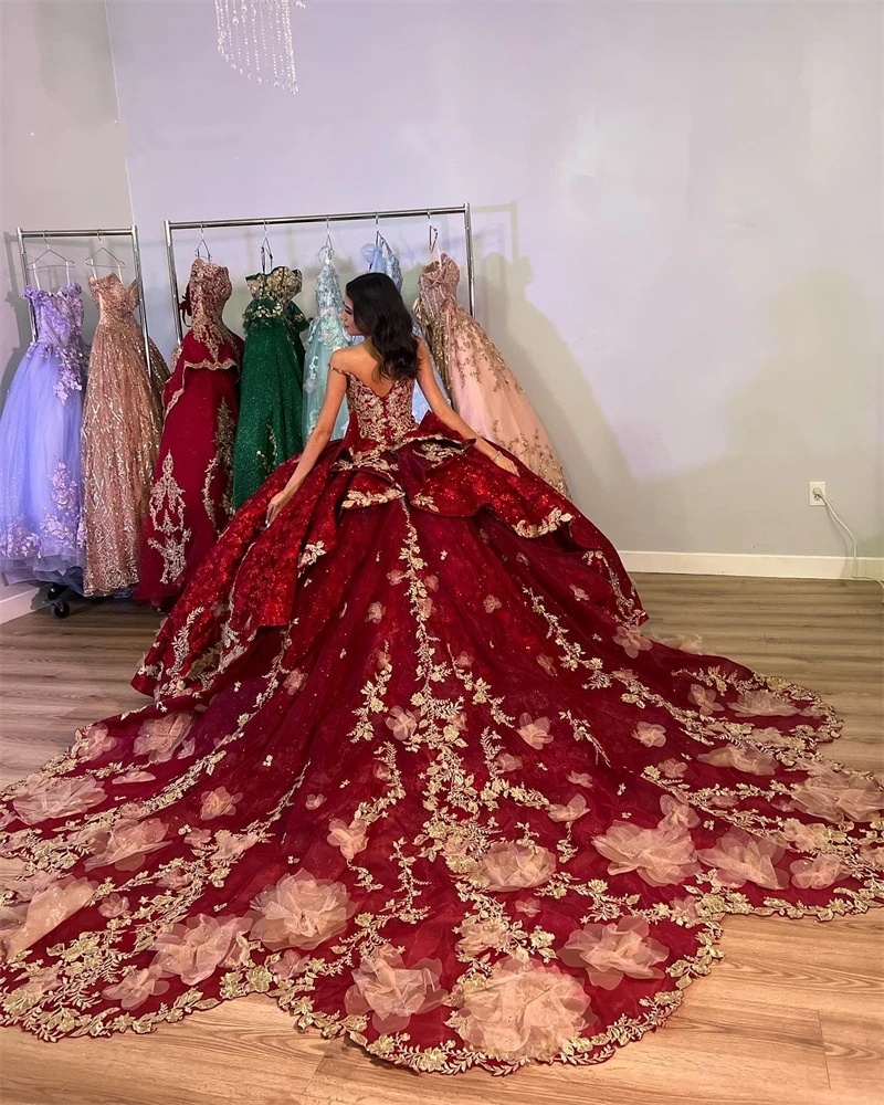 Gown Red Sweetheart Ball Quinceanera Dress For Girl Gold Appliques Birthday Party Gowns Prom Dresses Lace Up Back Beaded S Es 0212D
